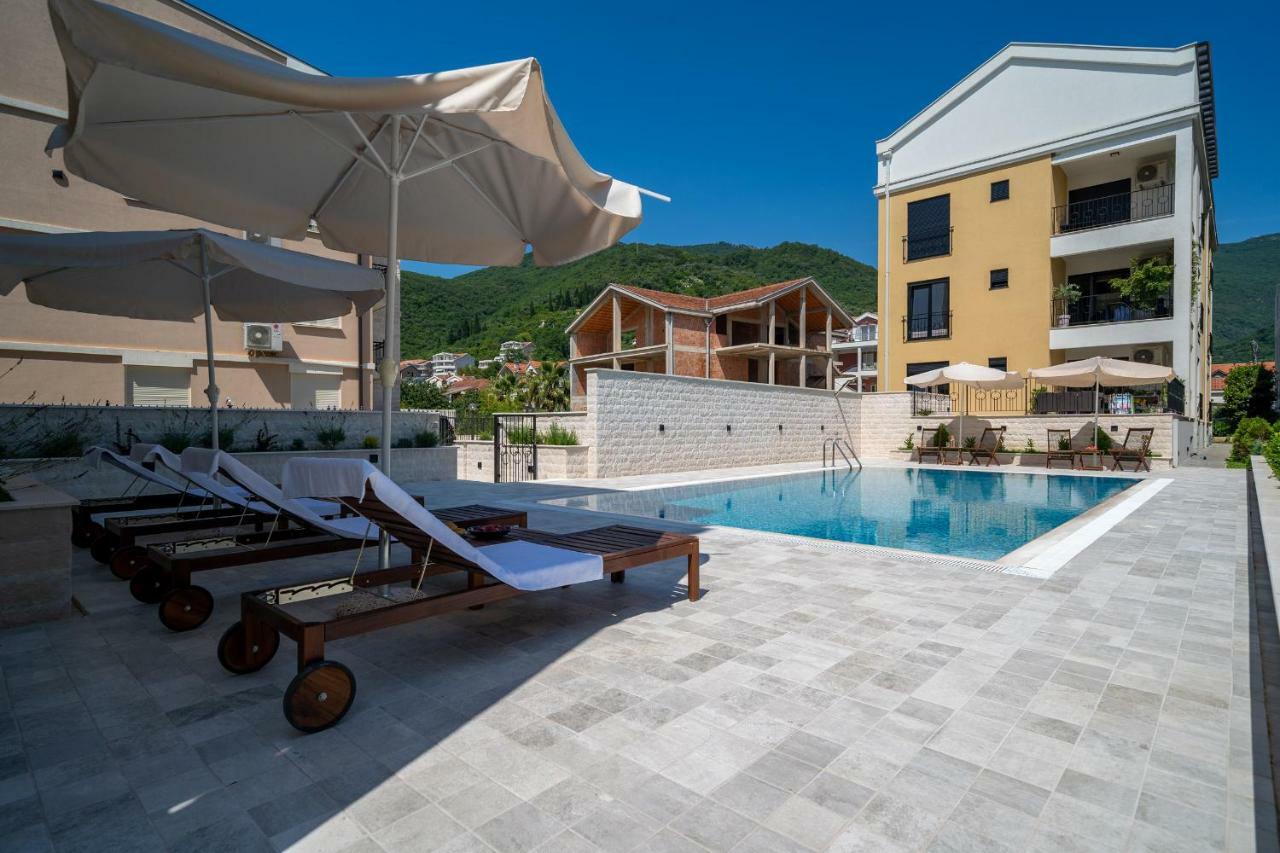Sealine Apartments A1 Tivat Exterior photo